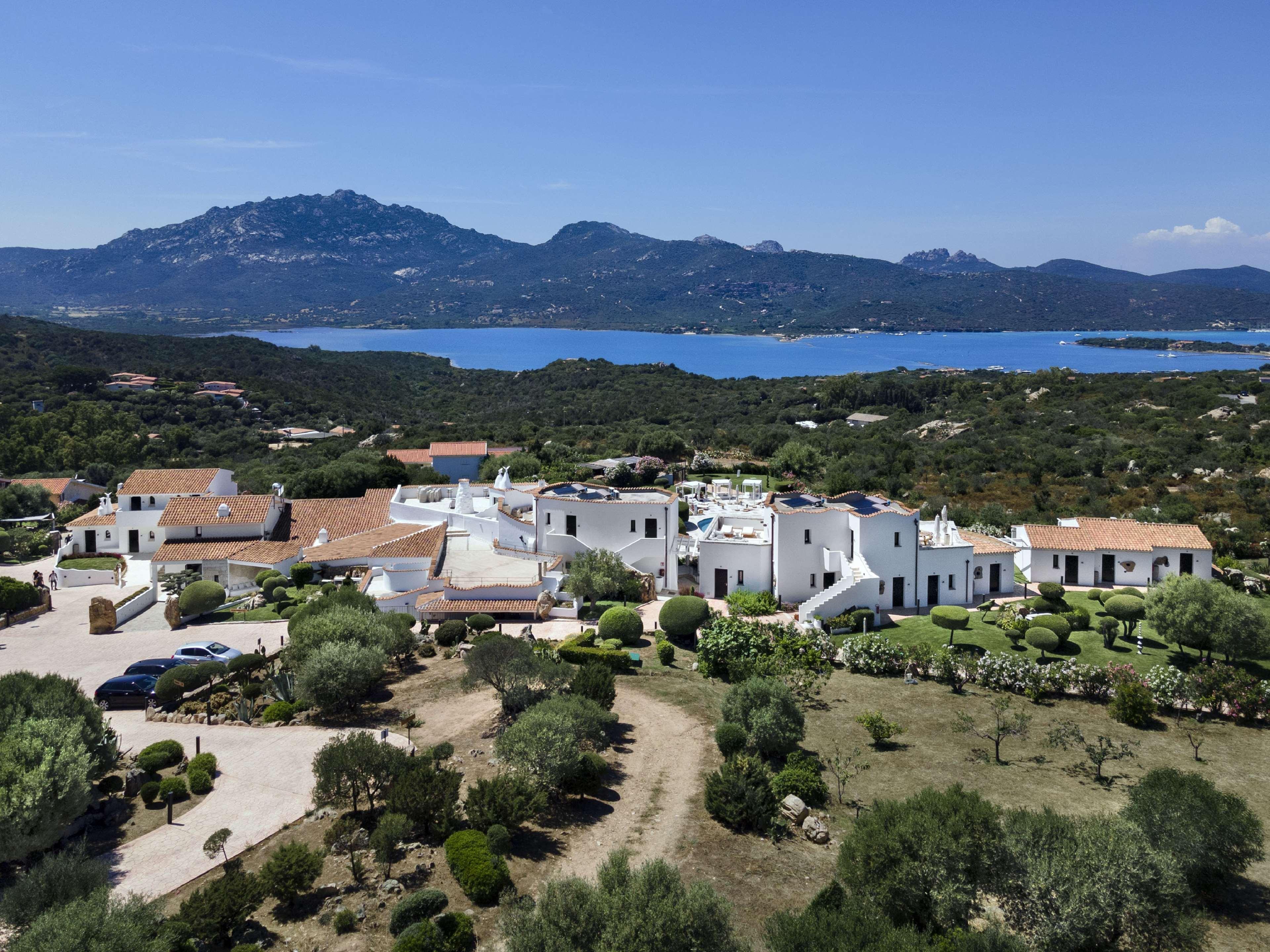 Sulia House Porto Rotondo, Curio Collection By Hilton Hotel Exterior foto