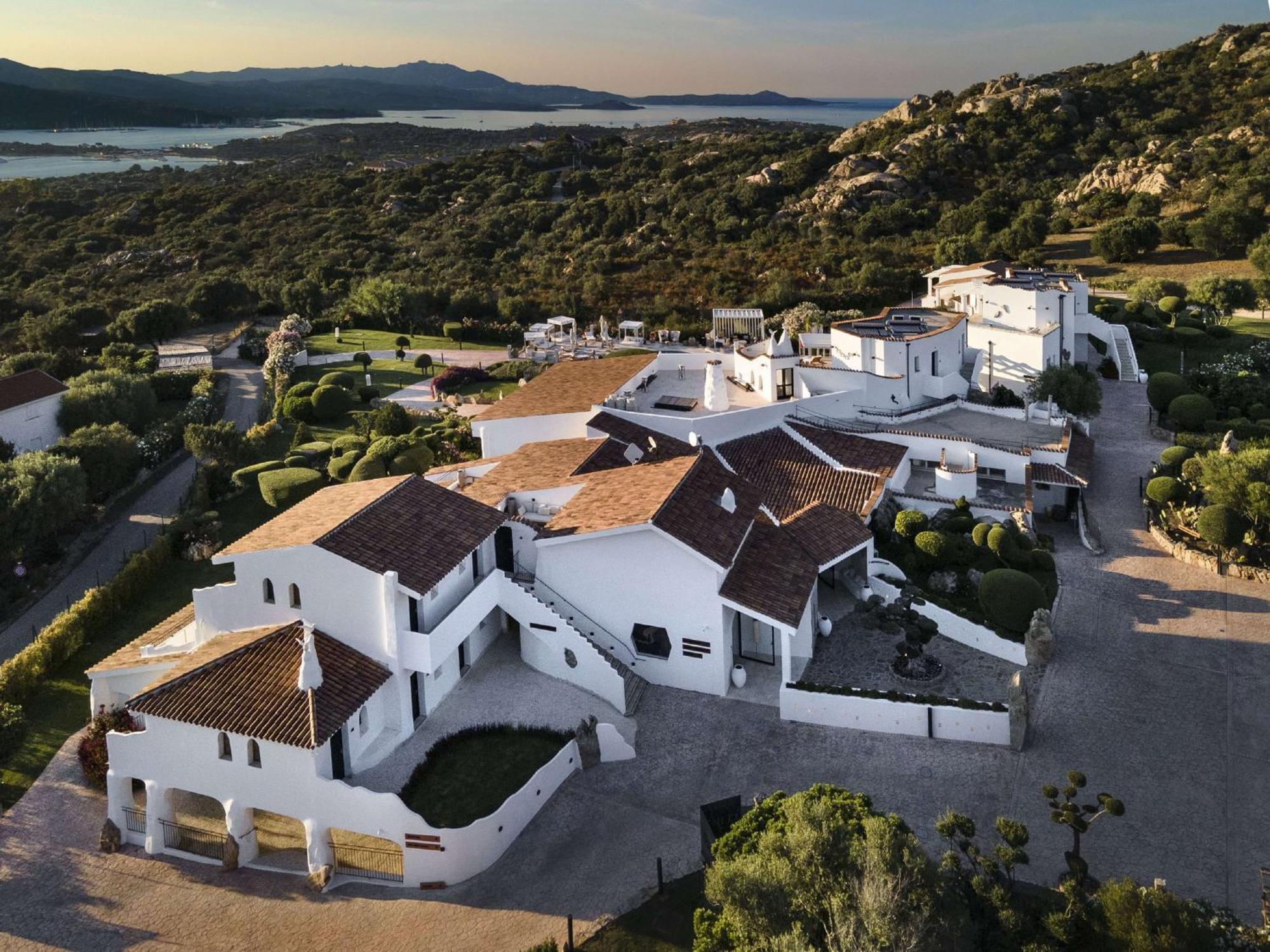 Sulia House Porto Rotondo, Curio Collection By Hilton Hotel Exterior foto